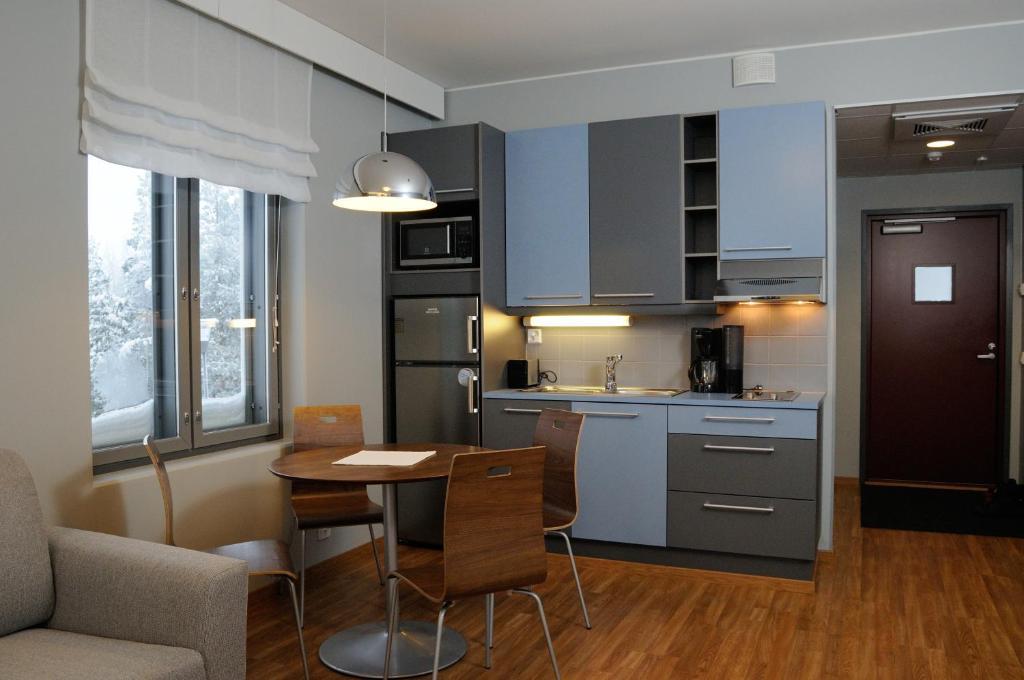 Aparthotel Simpsioenkullas Lapua Habitación foto